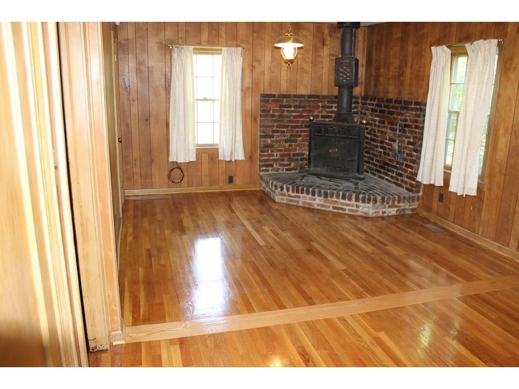 104 Crossway Road Bristol, VA 24201 - Photo 9 of 27 Photo 9