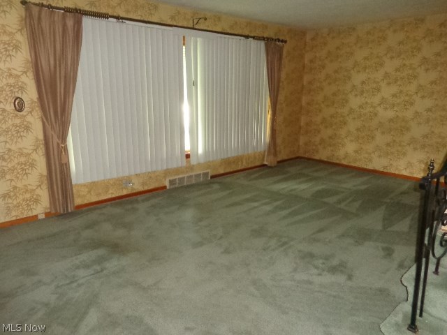 669 Trebisky Road Cleveland, OH 44143 - Photo 5 of 23 Living Room