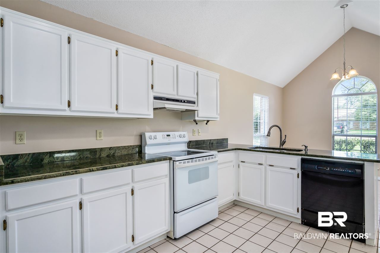 9055 Lakeview Drive Foley, AL 36535 - Photo 24 of 38
