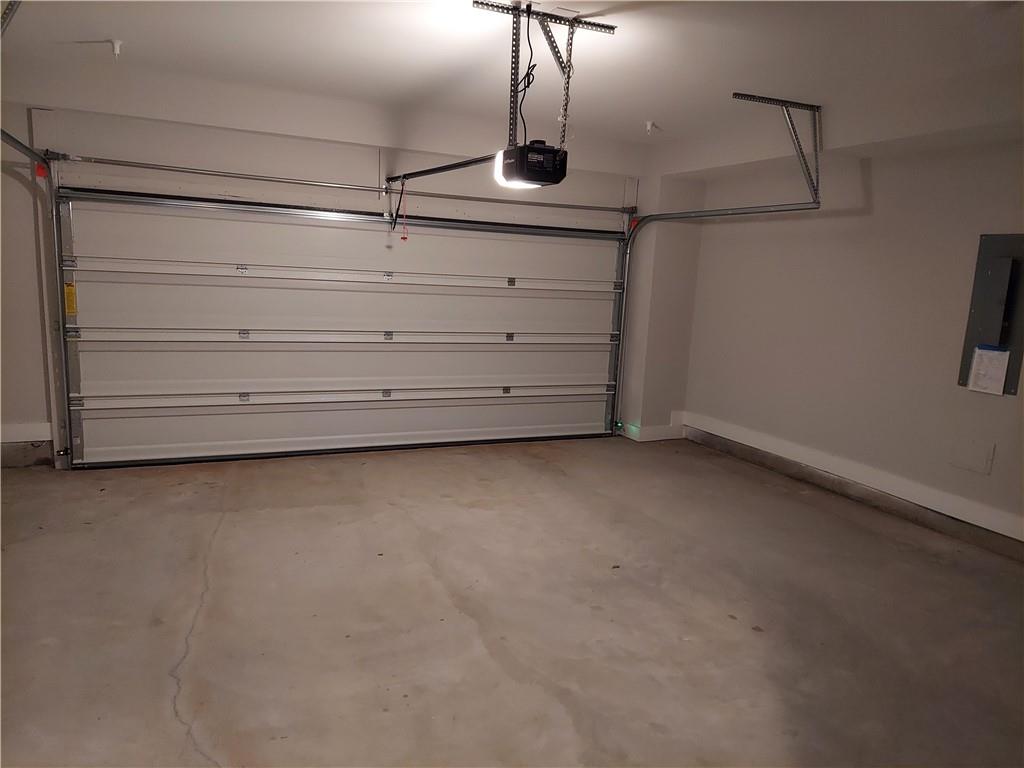 314 Fair Street Southwest Atlanta, GA 30313 - Photo 9 of 22 a view of room