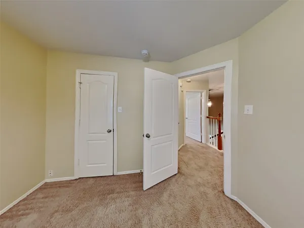 $1,925 | 1101 Shadow Glenn Drive, Conroe, TX 77301
