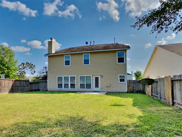 $1,925 | 1101 Shadow Glenn Drive, Conroe, TX 77301