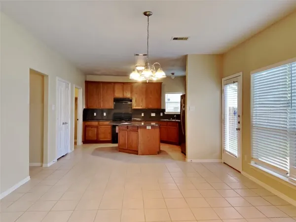 $1,895 | 1101 Shadow Glenn Drive, Conroe, TX 77301