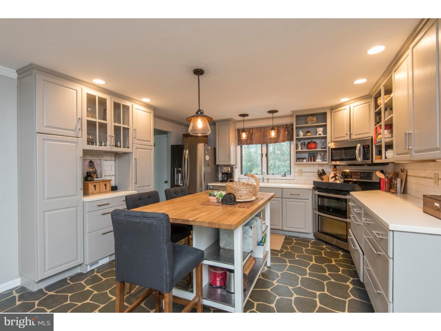 1114 Seaton Ross Road Wayne, PA 19087 - Photo 8 of 25