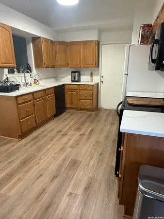 $2,350 | 7708 Brunning Court, Live Oak, TX 78233