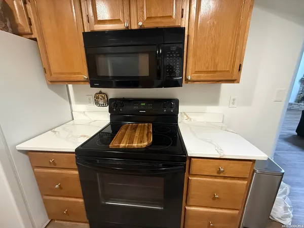 $2,350 | 7708 Brunning Court, Live Oak, TX 78233
