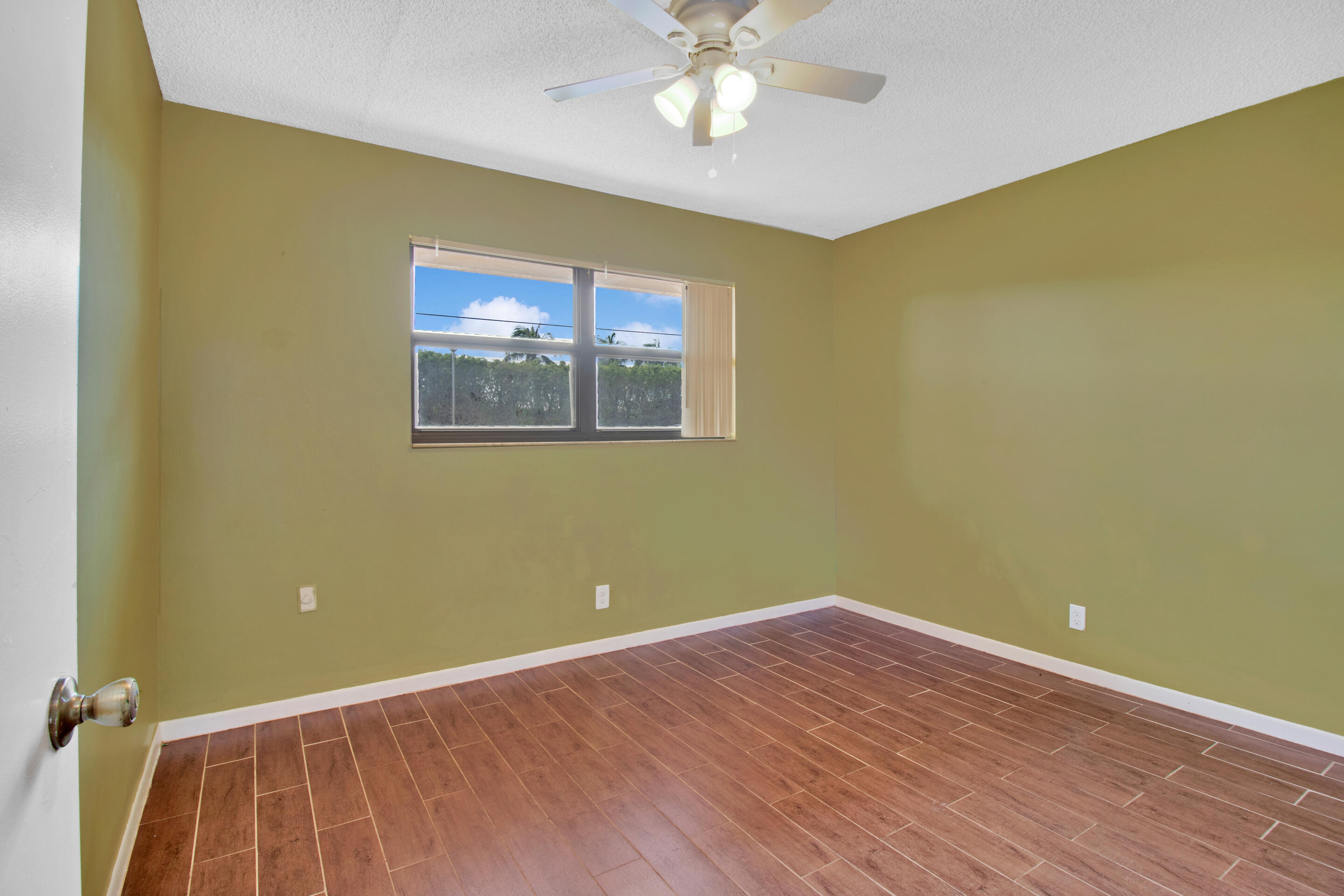 1941 Woolbright Road, Unit C104 Boynton Beach, FL 33426 - Photo 11 of 18 IMG_5048