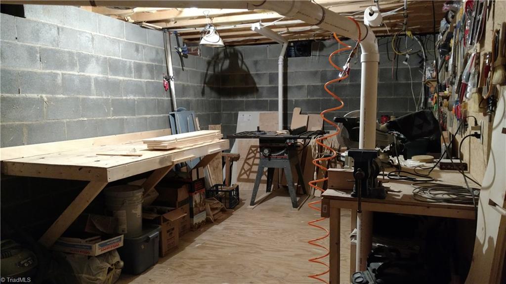 943 Neely Road Asheboro, NC 27205 - Photo 14 of 15 Workshop Area