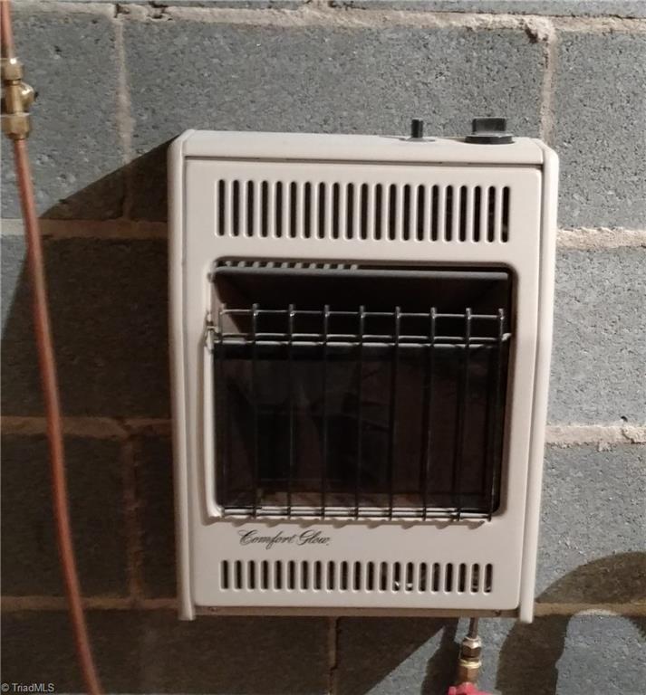 943 Neely Road Asheboro, NC 27205 - Photo 15 of 15 Propane Heater in Workshop