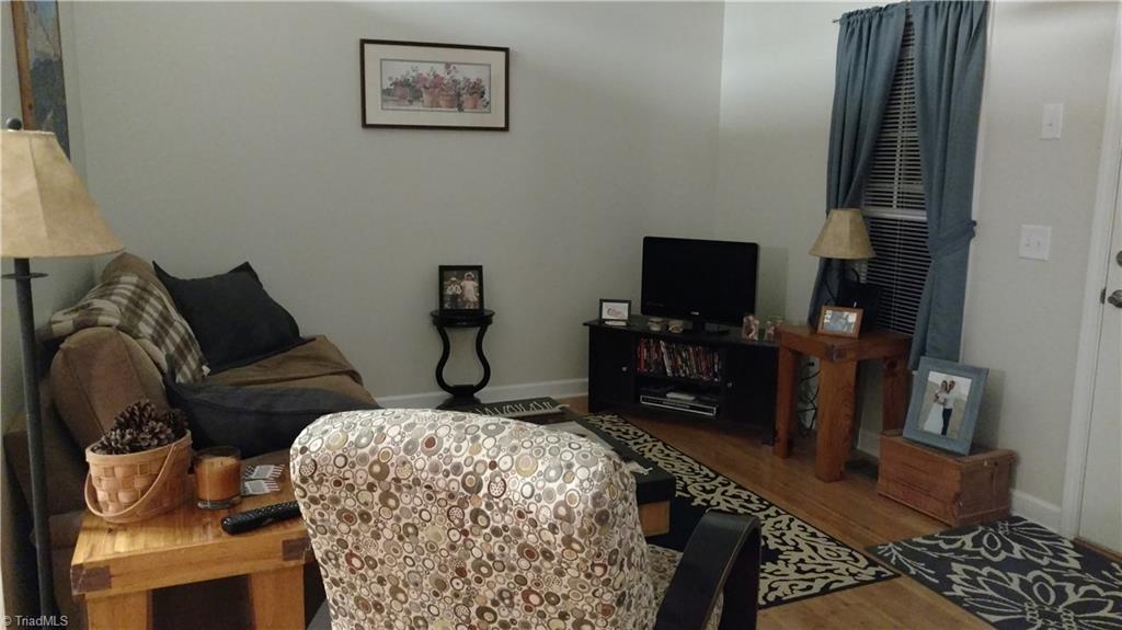 Living Room with Vaulted Ceilings