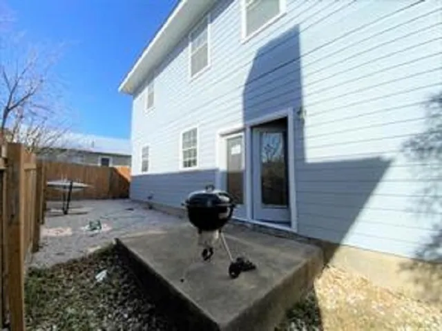 $4,500 | 609 West 37th Street, Austin, TX 78705