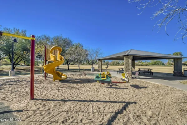 $669,900 | 874 East Furness Drive, Gilbert, AZ 85297