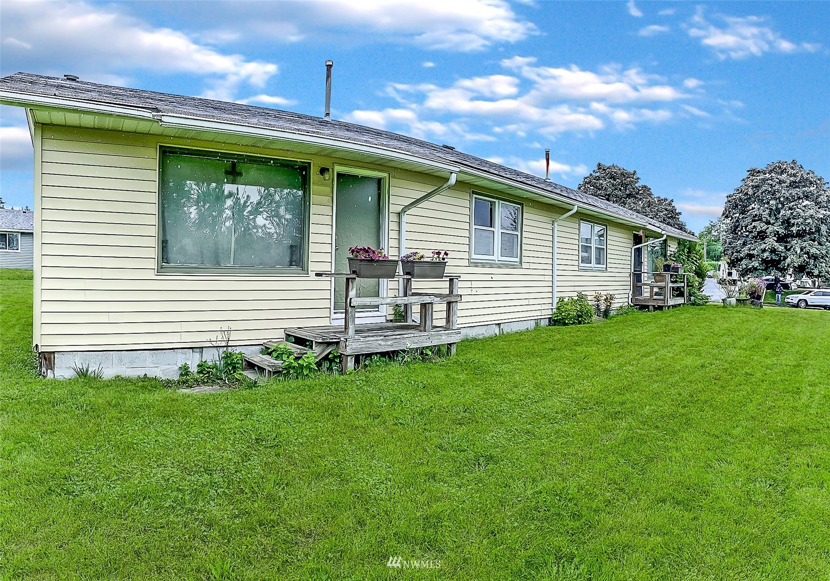 2721 Maple Street Bremerton, WA 98310 - Photo 3 of 40 Gallery Image 3