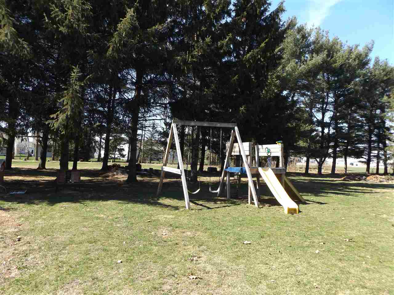 2839 Dierdorff Road Goshen, IN 46526 - Photo 13 of 20 Gallery Image 13