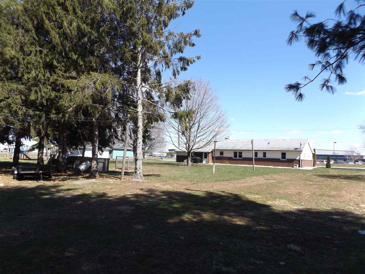 2839 Dierdorff Road Goshen, IN 46526 - Photo 14 of 20 Gallery Image 14