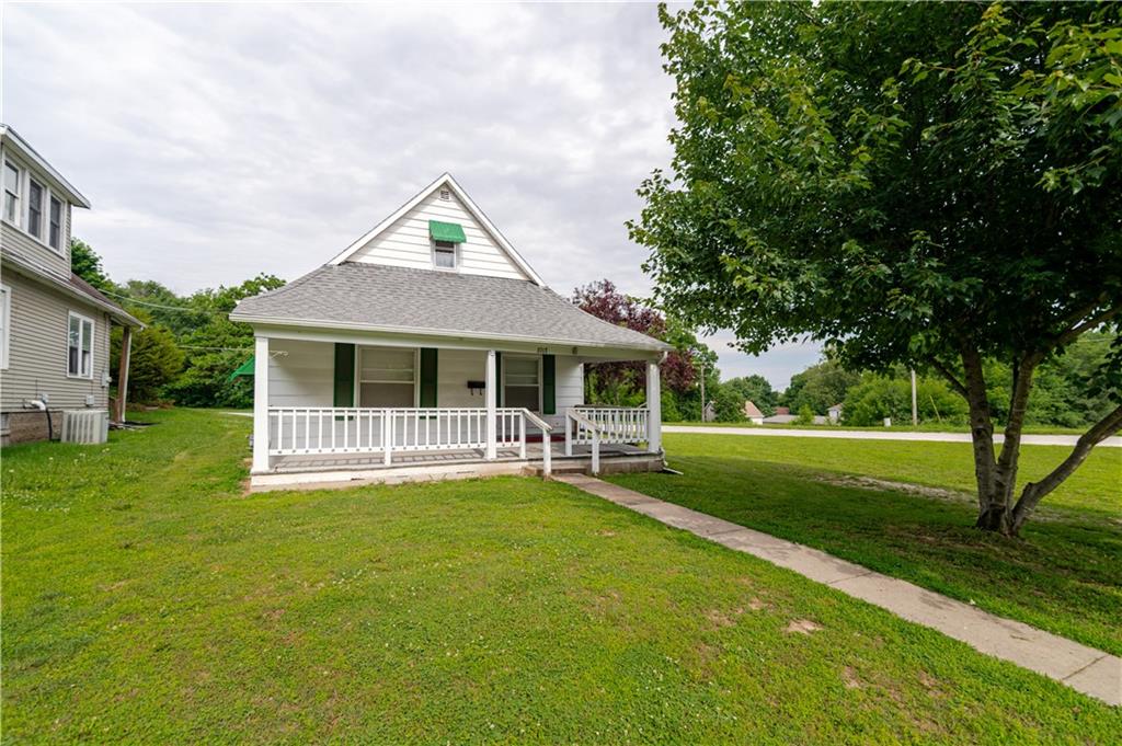 1017 South 5th Street Atchison, KS 66002 - Photo 12 of 58