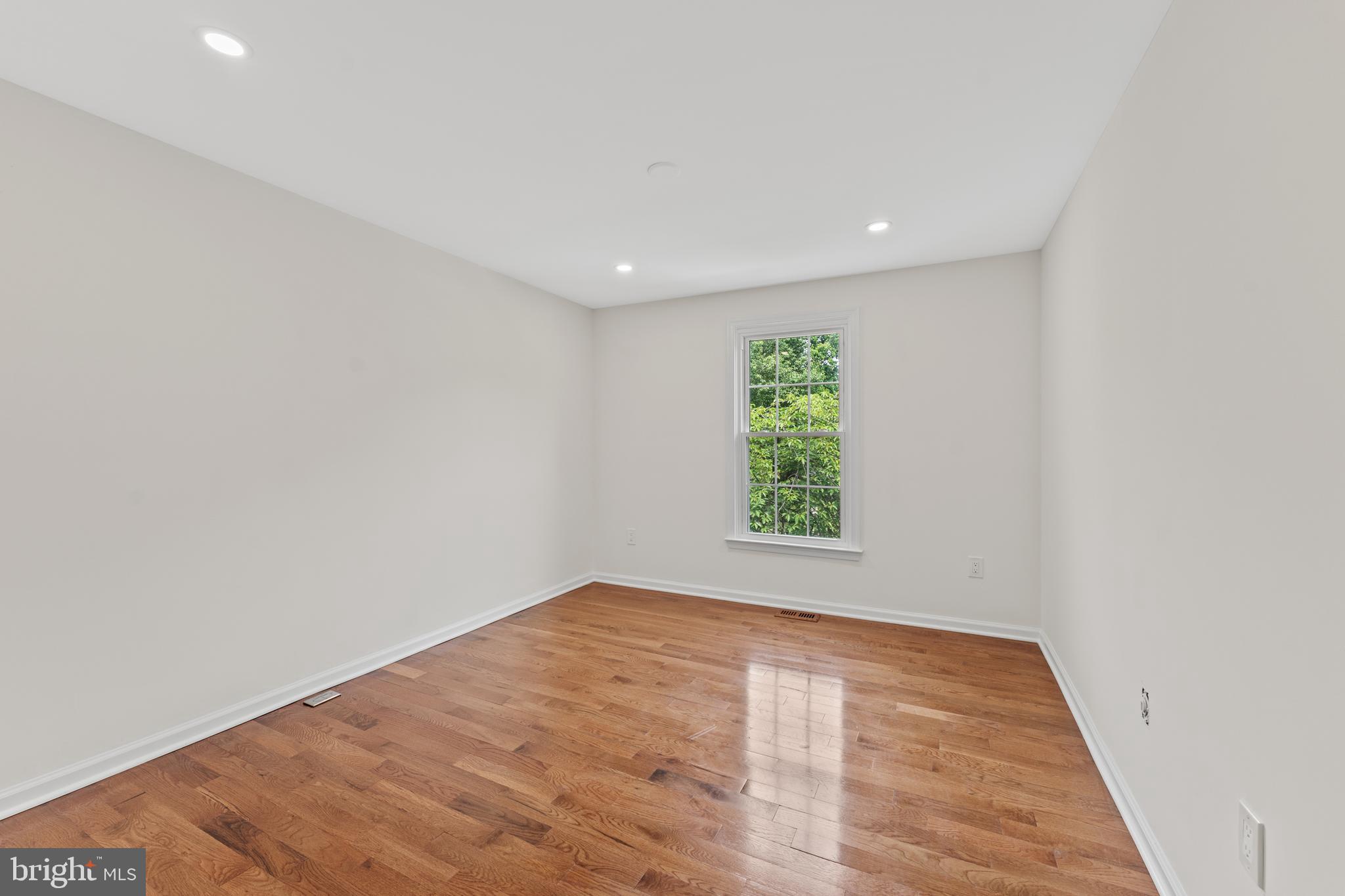 671 Concerto Lane Silver Spring, MD 20901 - Photo 30 of 45