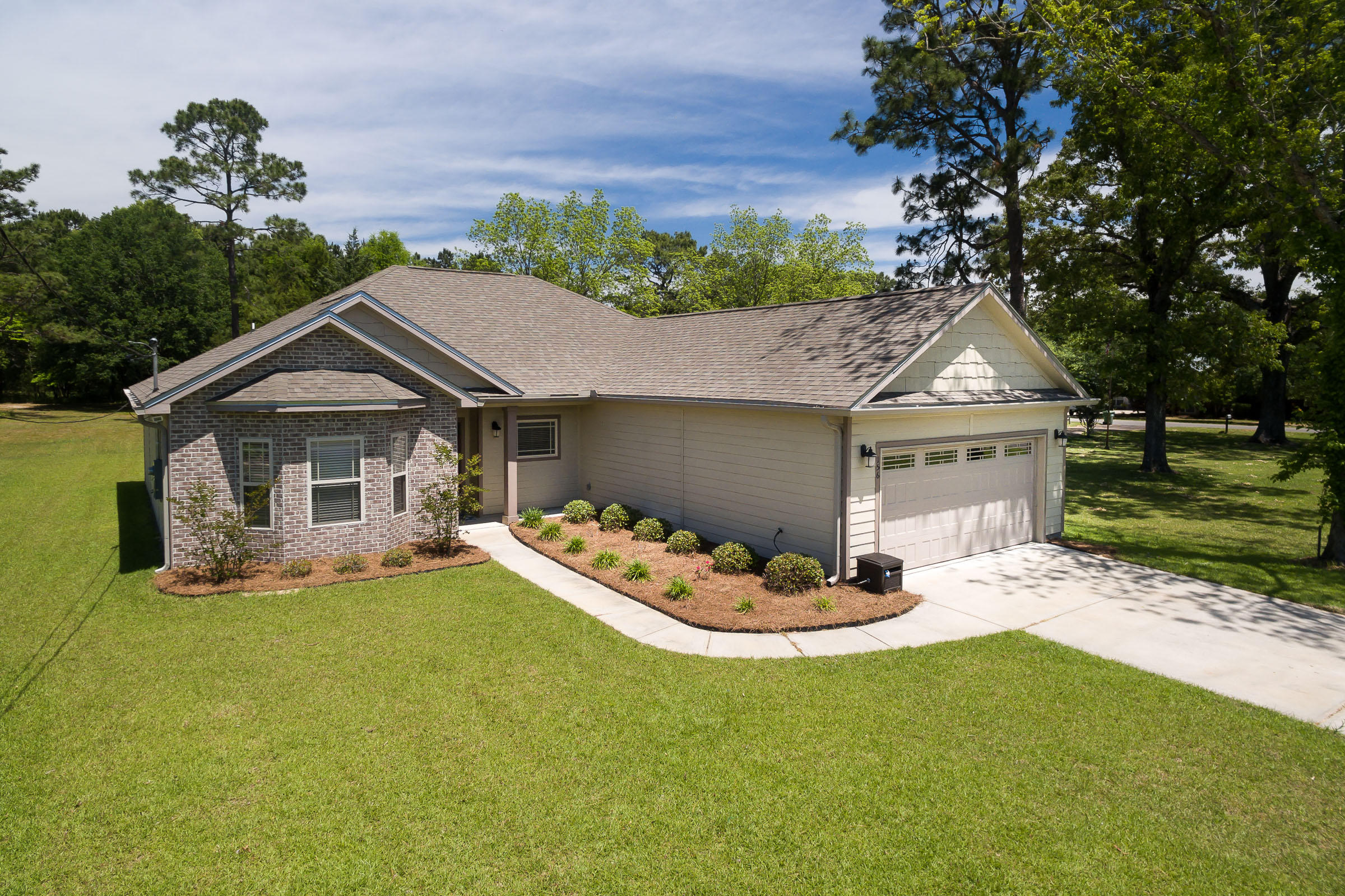 156 4th Avenue Crestview, FL 32539 - Photo 2 of 44 Gallery Image 2