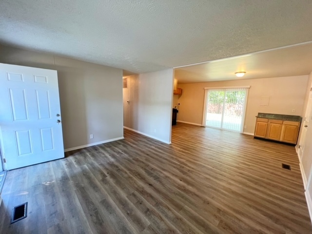 3914 Mitthoeffer Road Indianapolis, IN 46235 - Photo 11 of 16 Gallery Image 11