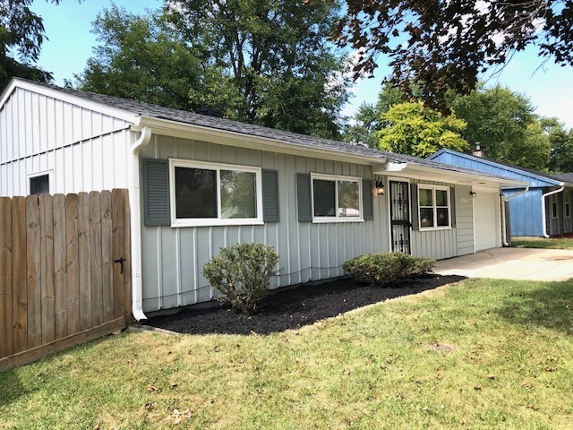 3914 Mitthoeffer Road Indianapolis, IN 46235 - Photo 3 of 16 Gallery Image 3
