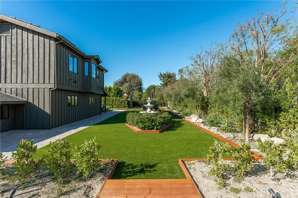 a picture of floor plan