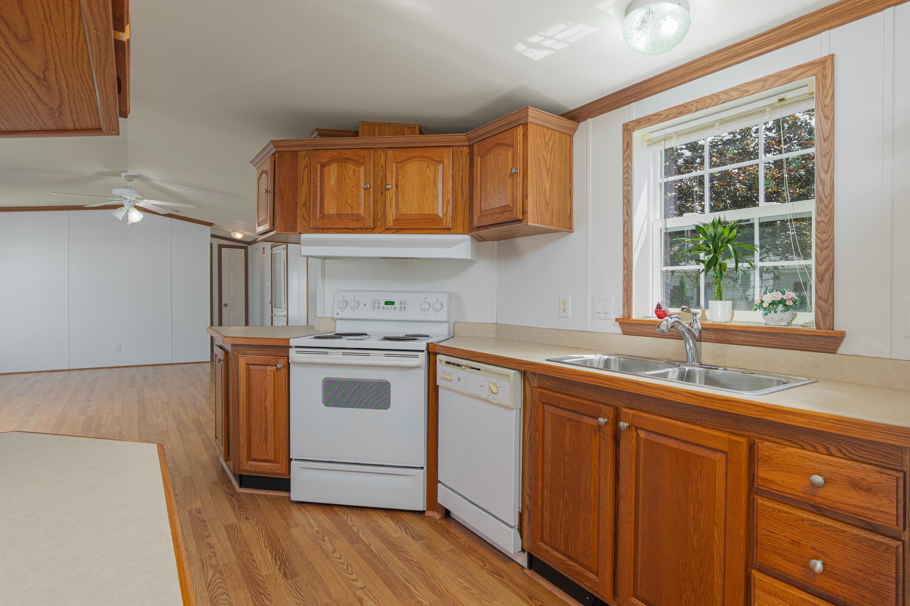 36 Hagop Road, Unit 36 Salem, NH 03079 - Photo 5 of 22 Gallery Image 5