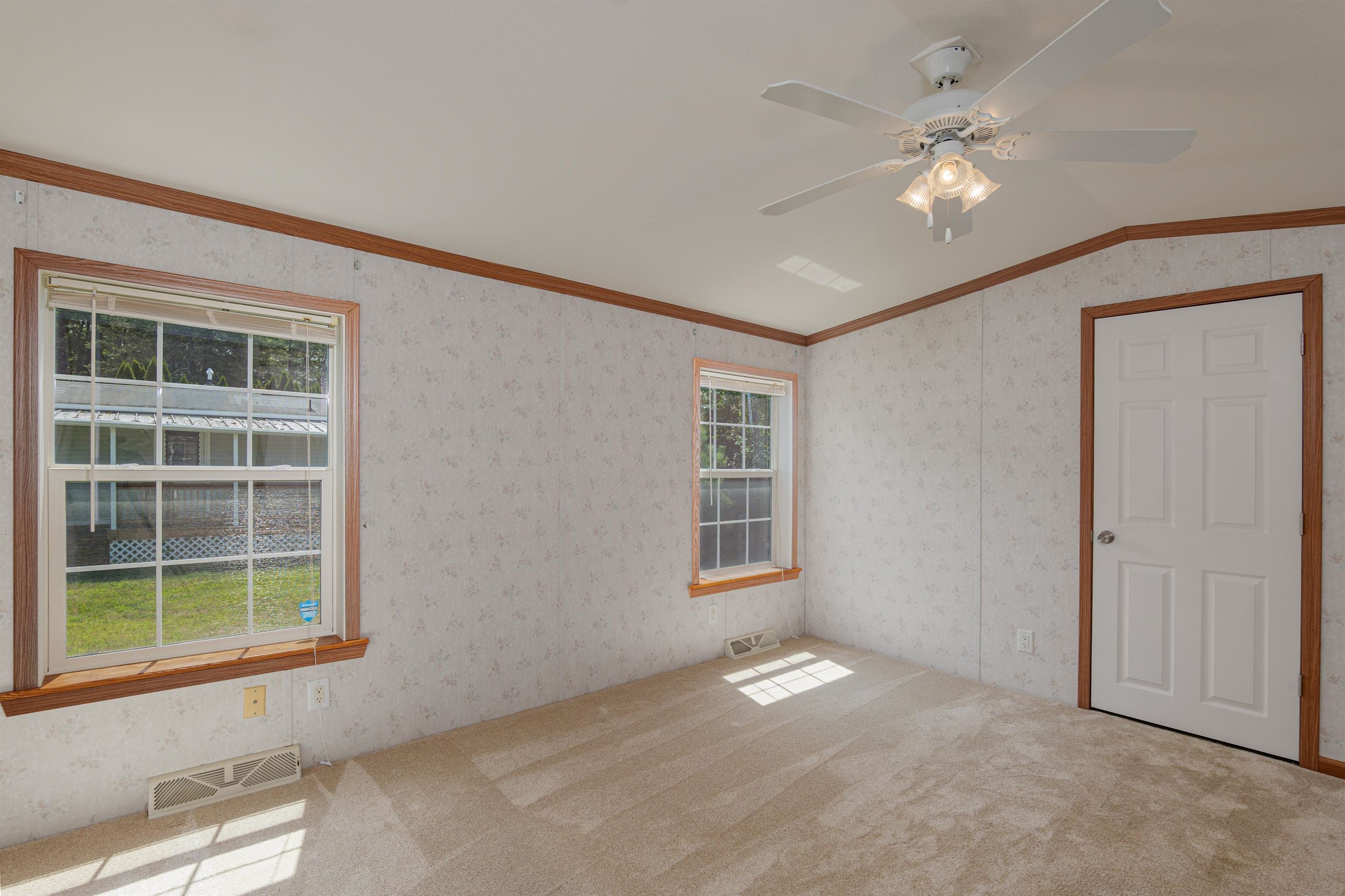 36 Hagop Road, Unit 36 Salem, NH 03079 - Photo 8 of 22 Gallery Image 8