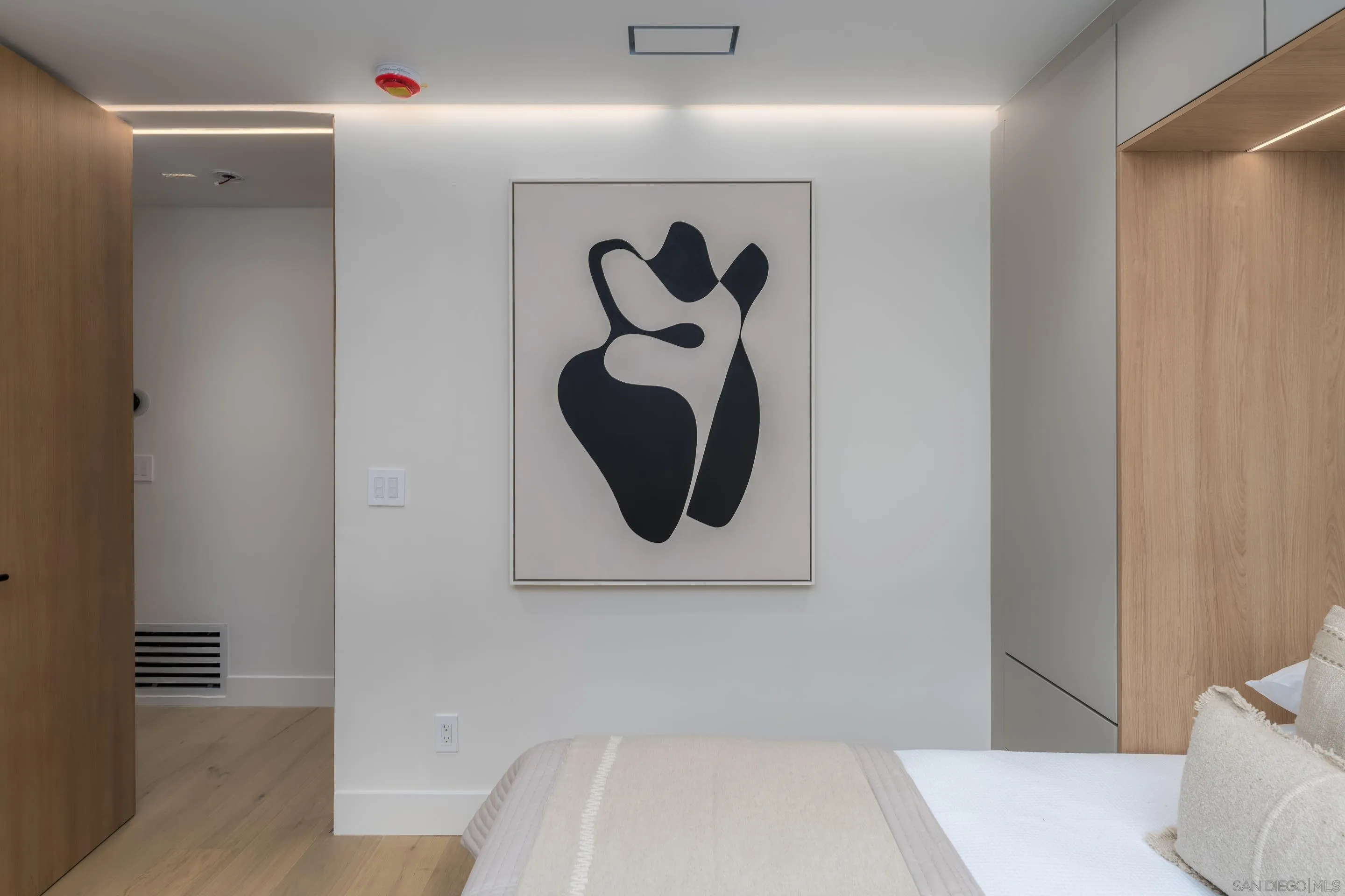 5826 Soledad Mountain Road La Jolla, CA 92037 - Photo 24 of 52 a bathroom with a bathtub and a shower