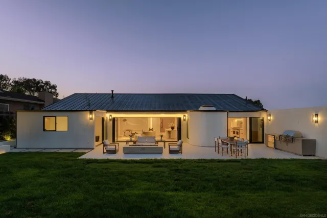 $3,025,000 | 5826 Soledad Mountain Road, La Jolla, CA 92037