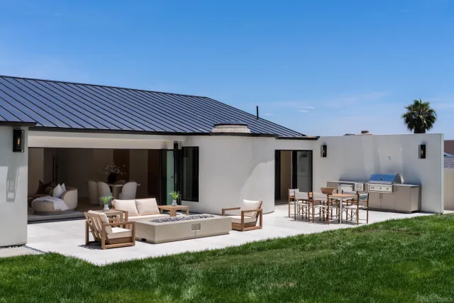 $3,025,000 | 5826 Soledad Mountain Road, La Jolla, CA 92037