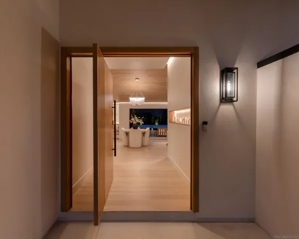 $3,025,000 | 5826 Soledad Mountain Road, La Jolla, CA 92037