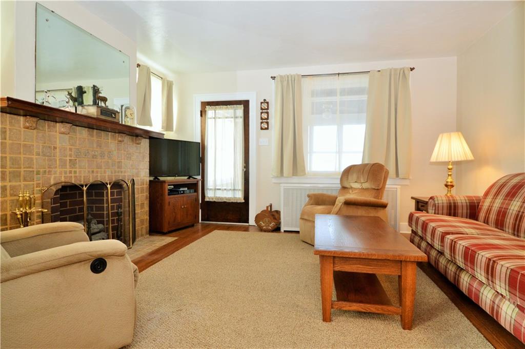 207 Seavey Road Pittsburgh, PA 15223 - Photo 2 of 25 Gallery Image 2