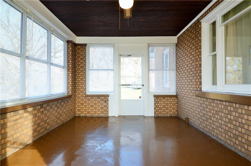 207 Seavey Road Pittsburgh, PA 15223 - Photo 21 of 25 Gallery Image 21