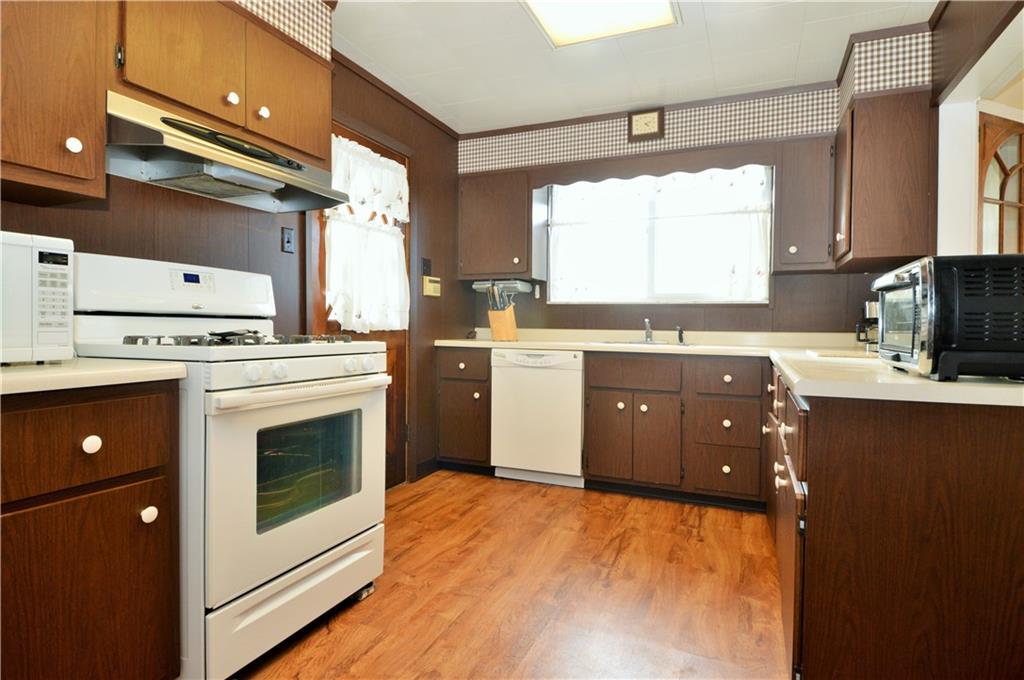 207 Seavey Road Pittsburgh, PA 15223 - Photo 6 of 25 Gallery Image 6