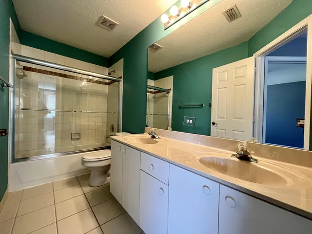 $3,200 | 3765 Northwest Deer Oak Drive, Jensen Beach, FL 34957