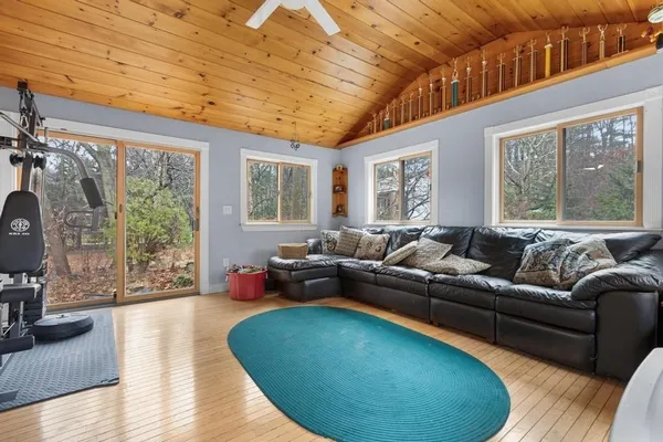 $829,900 | 95 Bellflower Road, Billerica, MA 01821