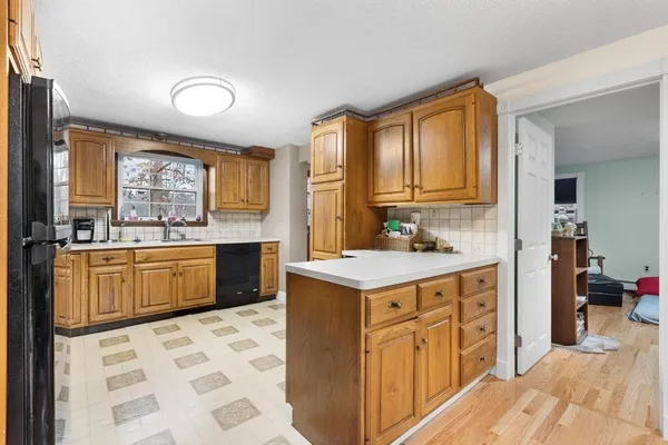 $829,900 | 95 Bellflower Road, Billerica, MA 01821