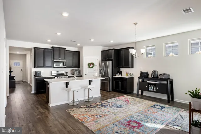 $465,000 | 15 Walton Way, Delanco, NJ 08075