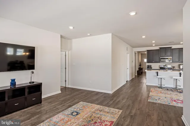 $465,000 | 15 Walton Way, Delanco, NJ 08075