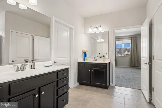 $465,000 | 15 Walton Way, Delanco, NJ 08075