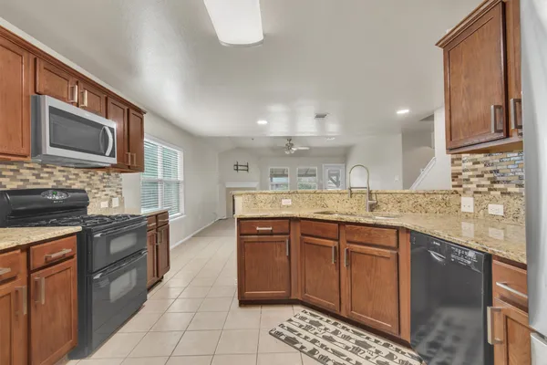 $2,300 | 11117 Cain Harvest Drive, Austin, TX 78754