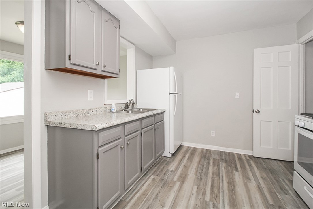 19700 Marvin Road Cleveland, OH 44128 - Photo 5 of 33 Gallery Image 5