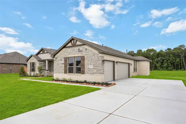 $430,064 | 460 Barton Place Drive, Cleveland, TX 77327