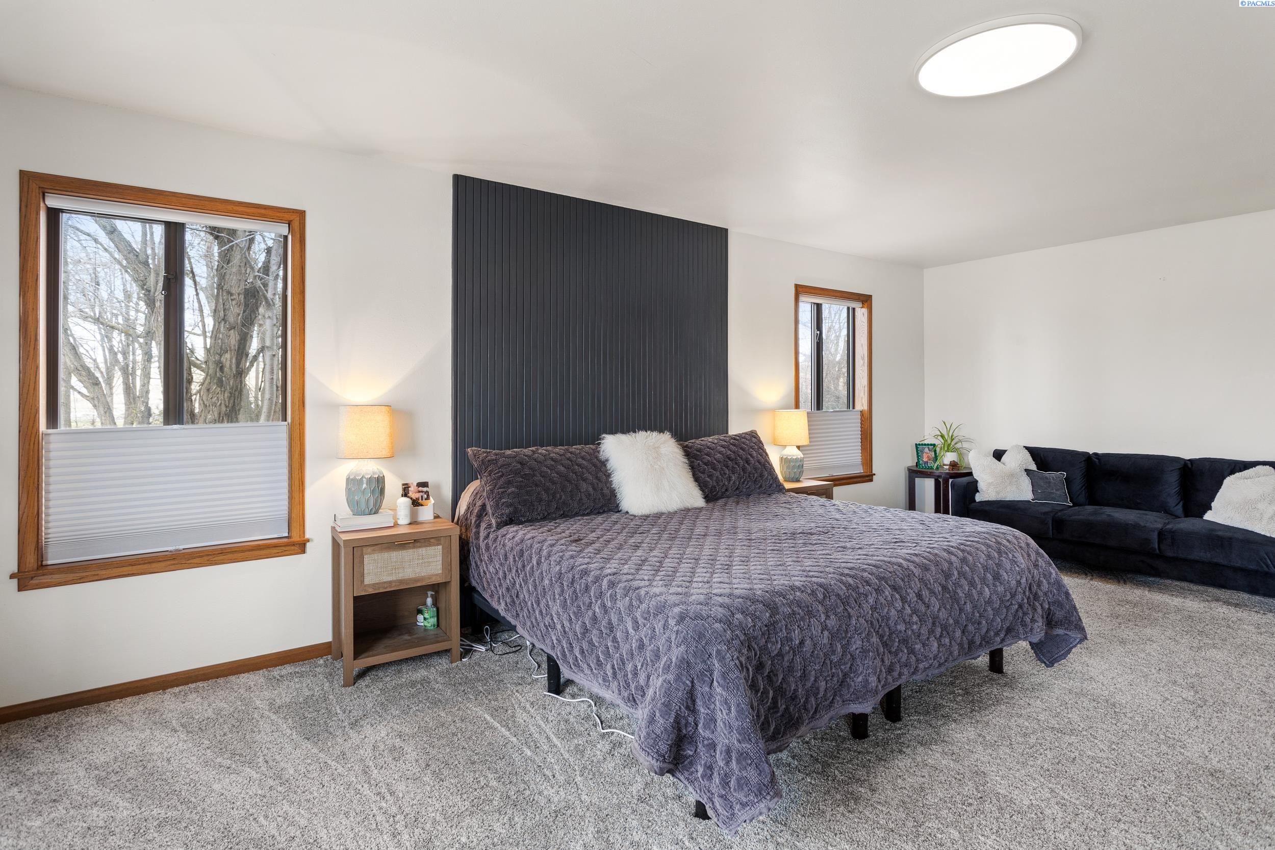 12101 South Smith Road Prosser, WA 99350 - Photo 12 of 34 Gallery Image 12