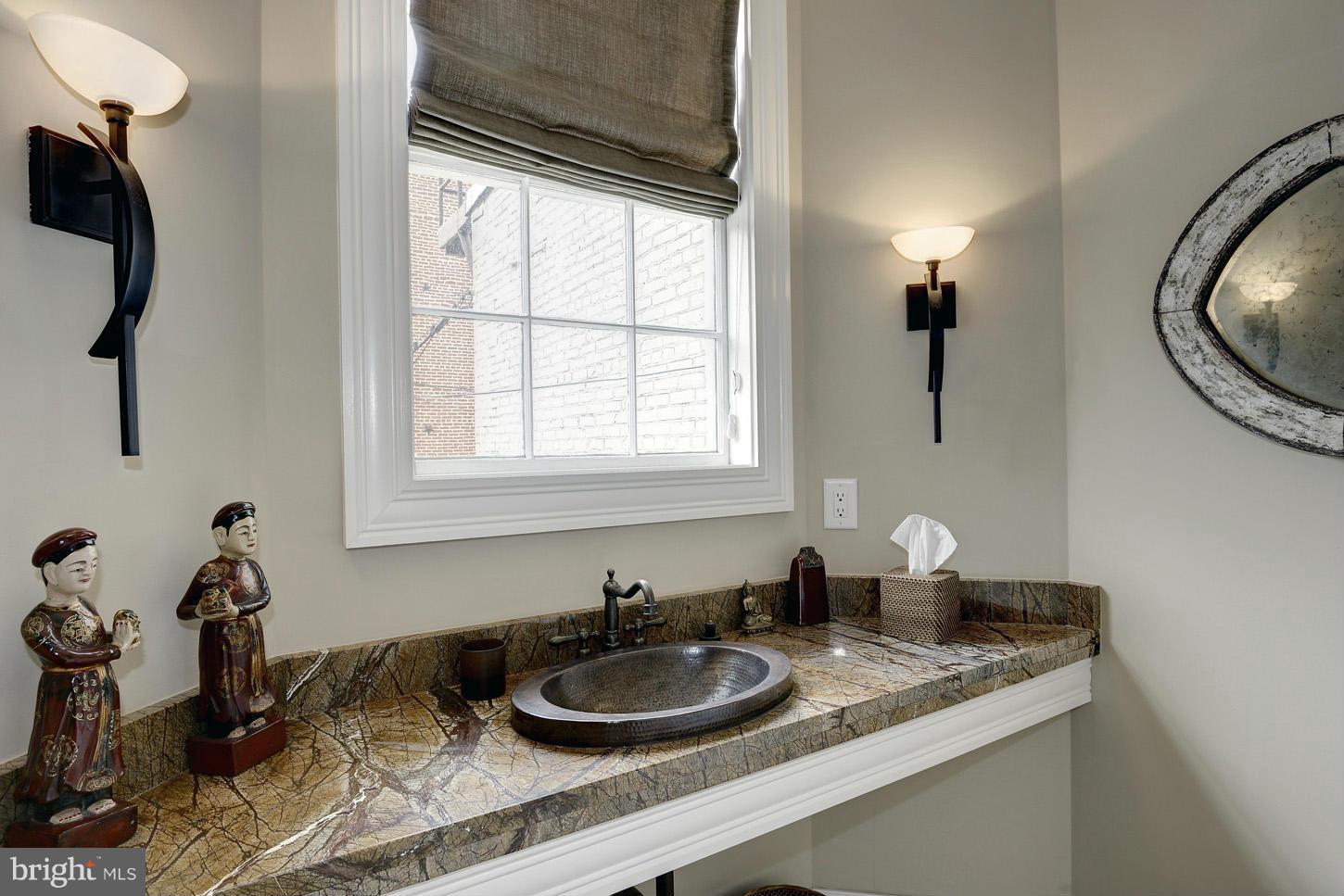 2022 R Street Northwest, Unit 1 Washington, DC 20009 - Photo 12 of 30 Half Bath