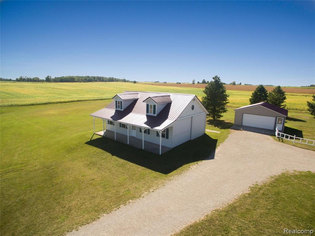 2609 Maple Grove Road Deckerville, MI 48427 - Photo 10 of 31