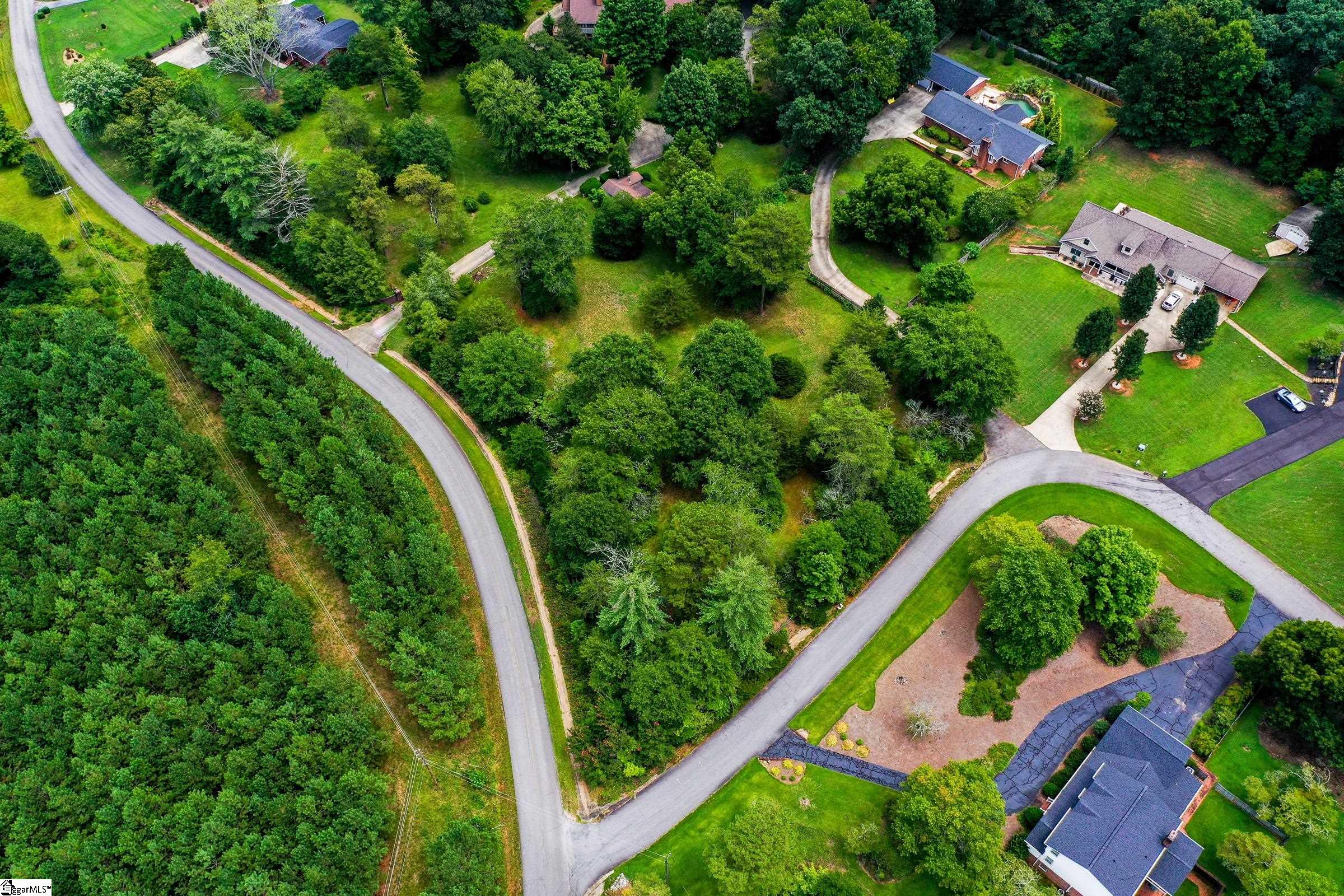 647 Old Bethlehem Road Pickens, SC 29671 - Photo 8 of 26