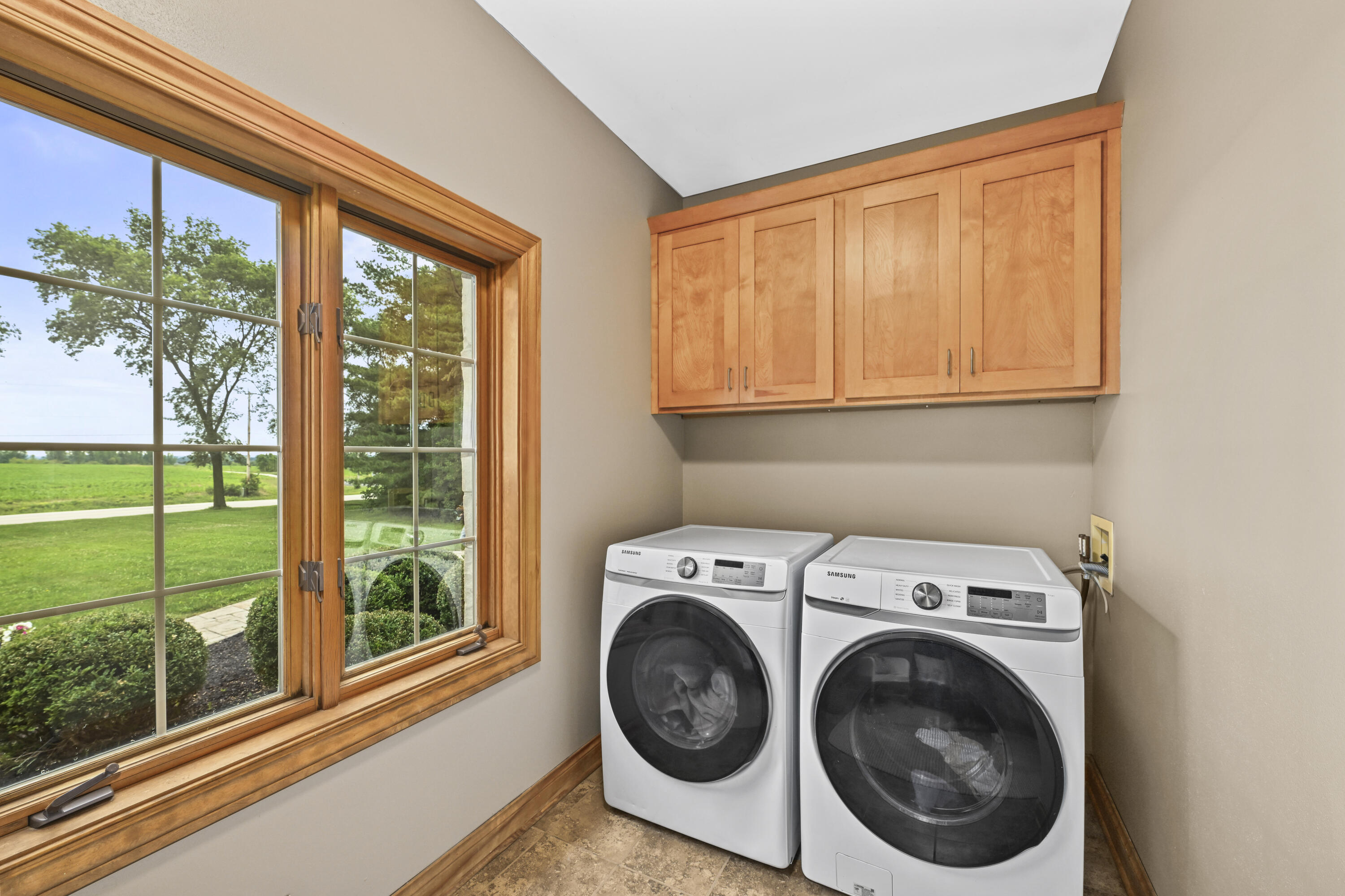 N56W27072 Lisbon Road Lisbon, WI 53089 - Photo 20 of 49 Laundry room
