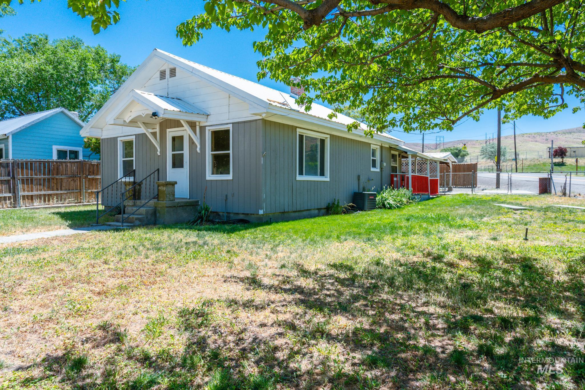 370 East Jefferson Huntington, OR 97907 - Photo 38 of 41