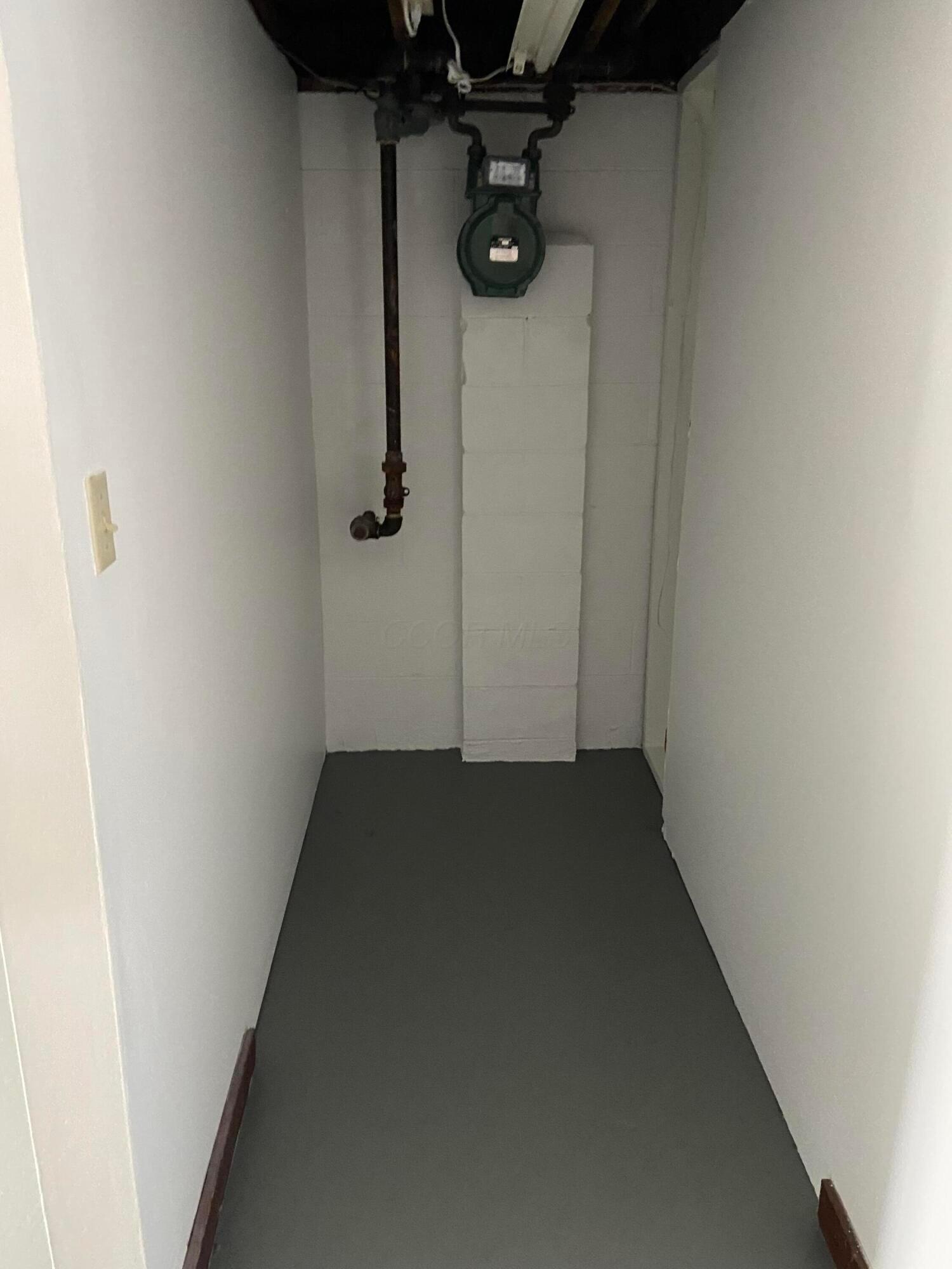 5318 Eisenhower Road Columbus, OH 43229 - Photo 27 of 27 storage